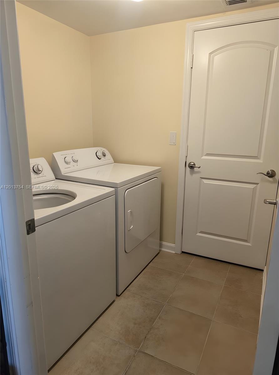 7350 SW 89th St #1506S, Miami FL 33156