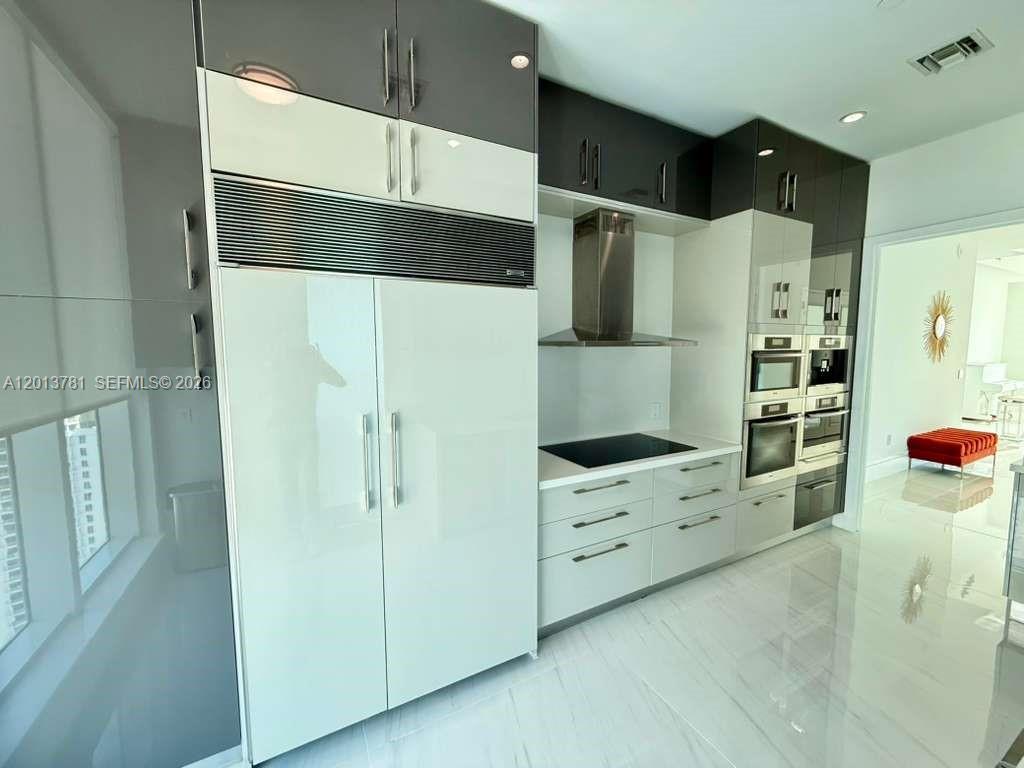 900 Brickell Key Blvd #2604, Miami FL 33131