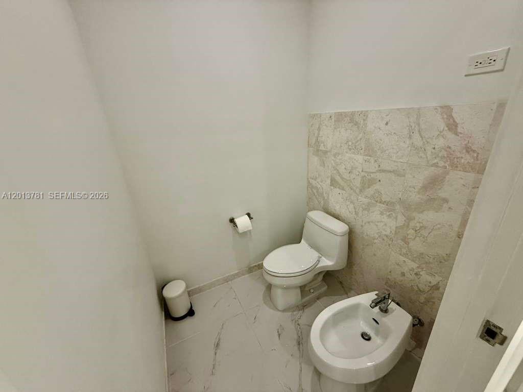 900 Brickell Key Blvd #2604, Miami FL 33131
