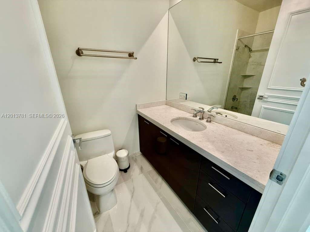 900 Brickell Key Blvd #2604, Miami FL 33131
