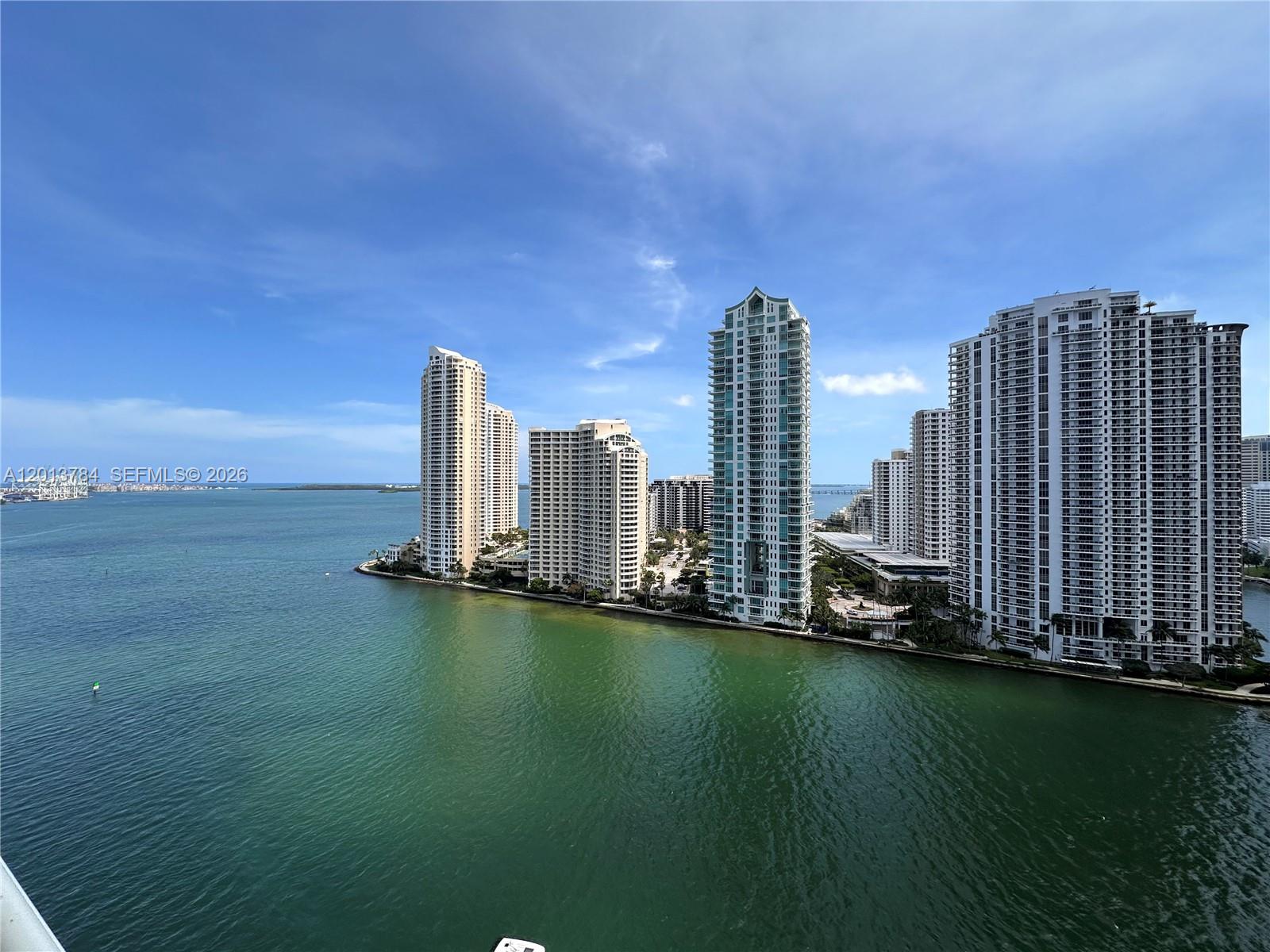 325 S Biscayne Blvd #2215, Miami FL 33131