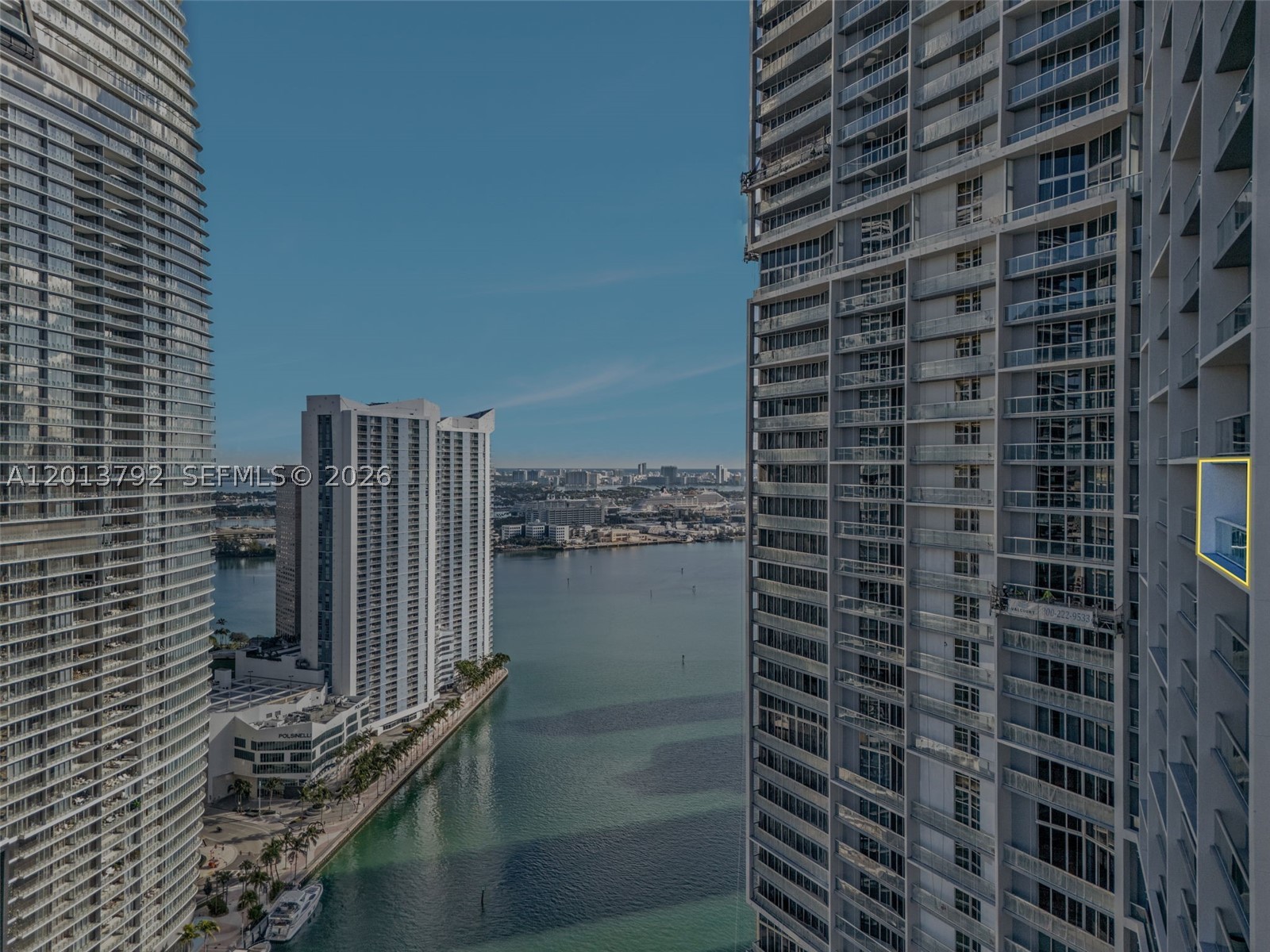 475 Brickell Ave #3515, Miami FL 33131