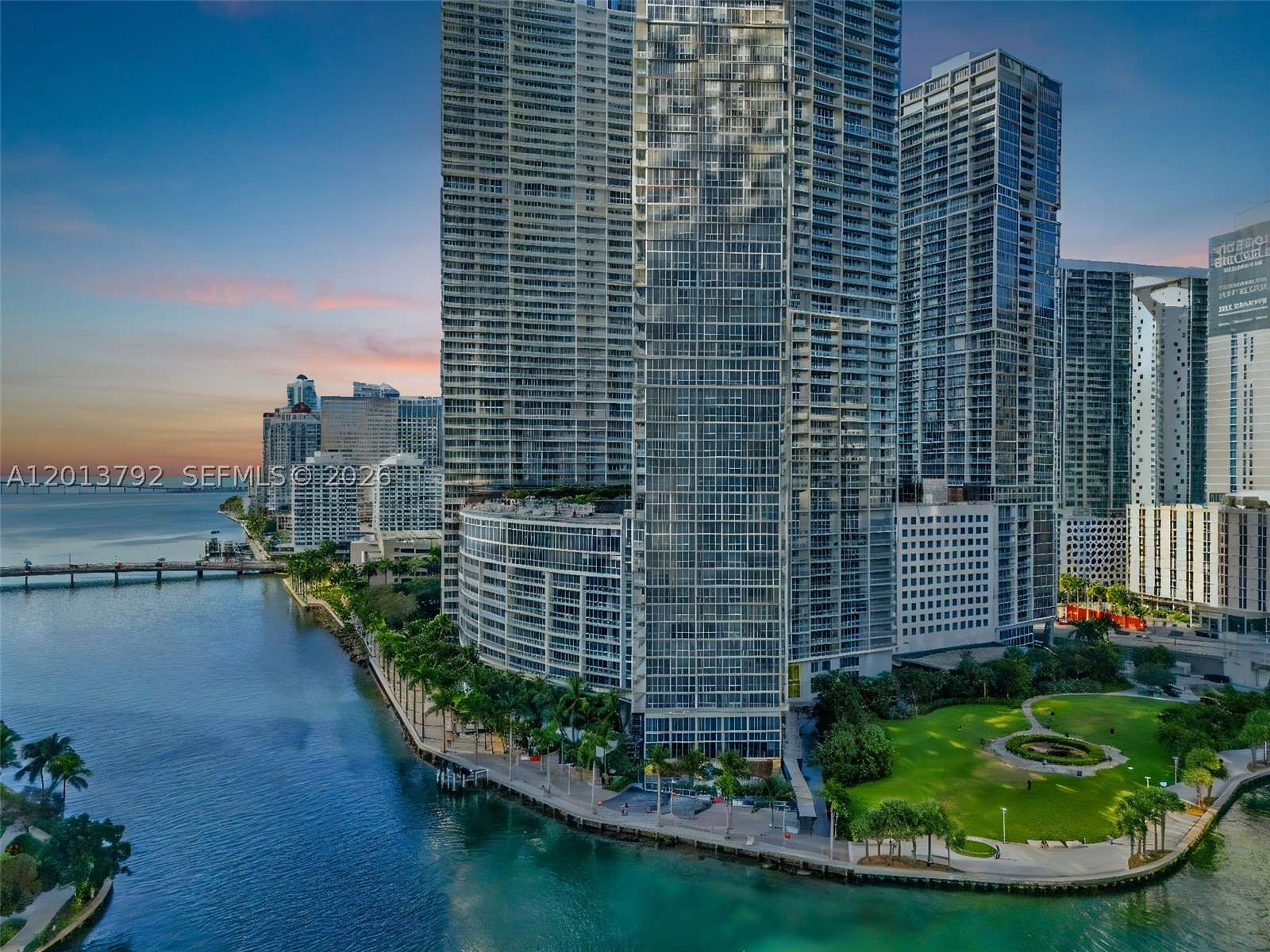 475 Brickell Ave #3515, Miami FL 33131