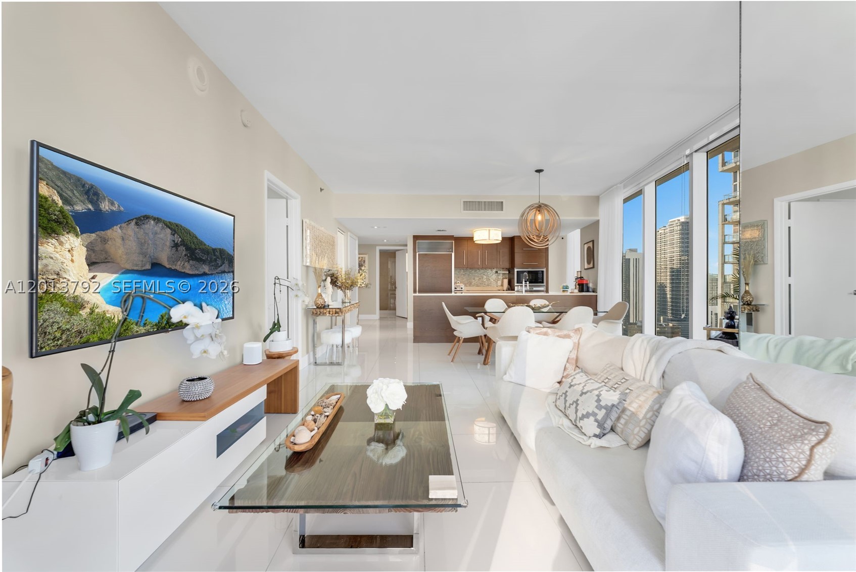 475 Brickell Ave #3515, Miami FL 33131