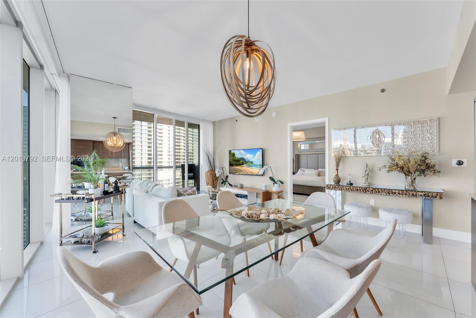 475 Brickell Ave #3515, Miami FL 33131