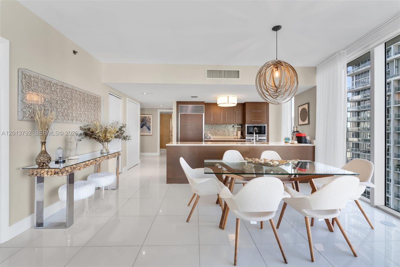475 Brickell Ave #3515, Miami FL 33131