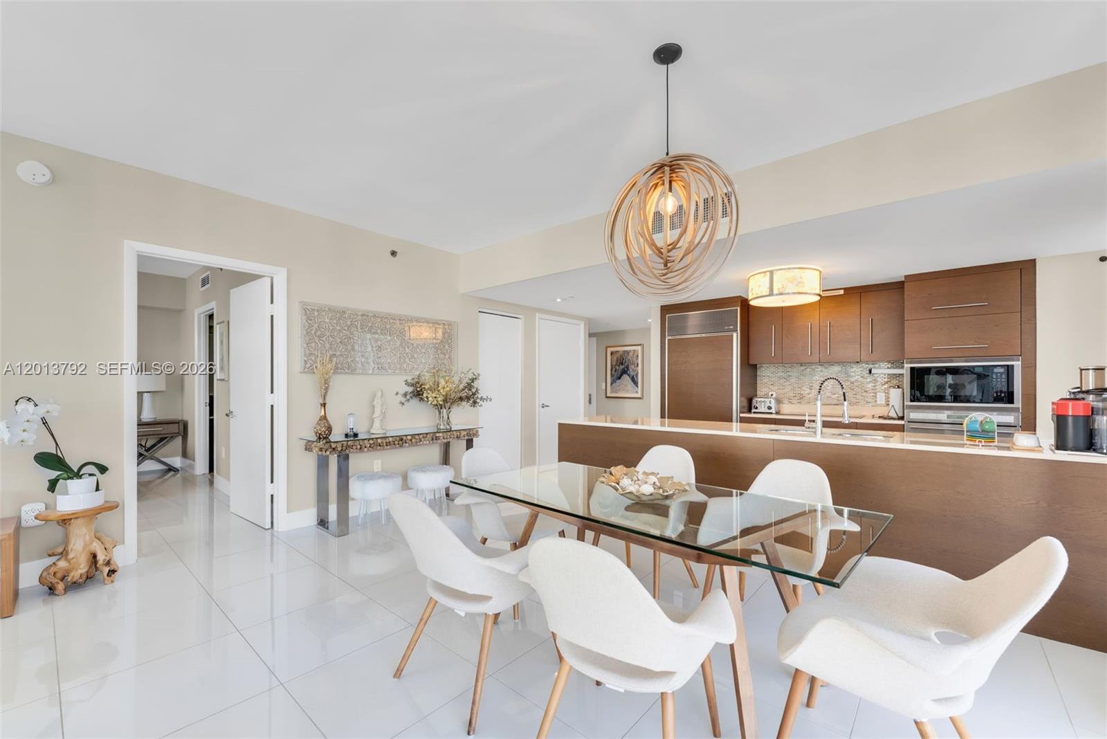 475 Brickell Ave #3515, Miami FL 33131
