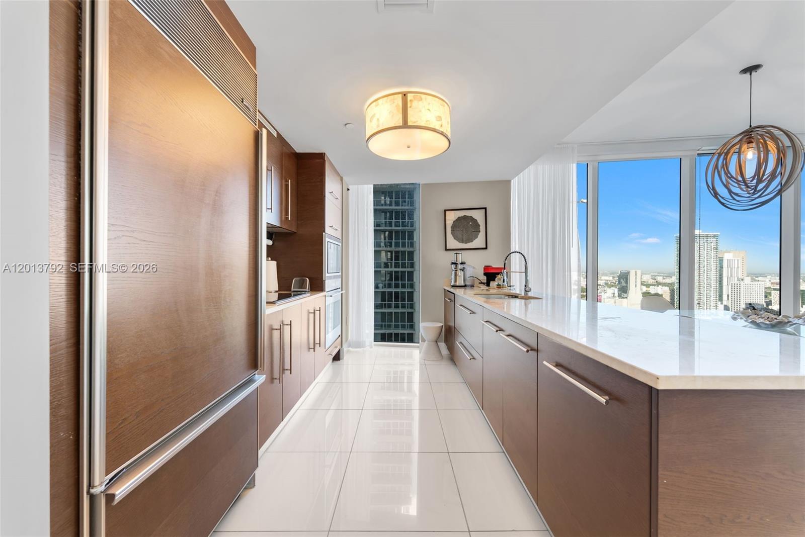 475 Brickell Ave #3515, Miami FL 33131