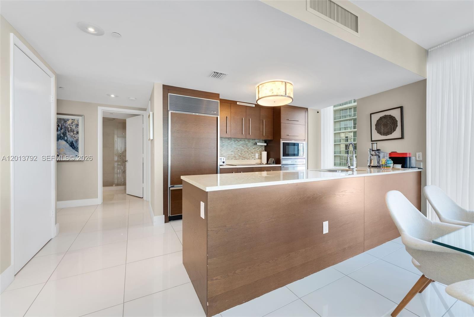 475 Brickell Ave #3515, Miami FL 33131