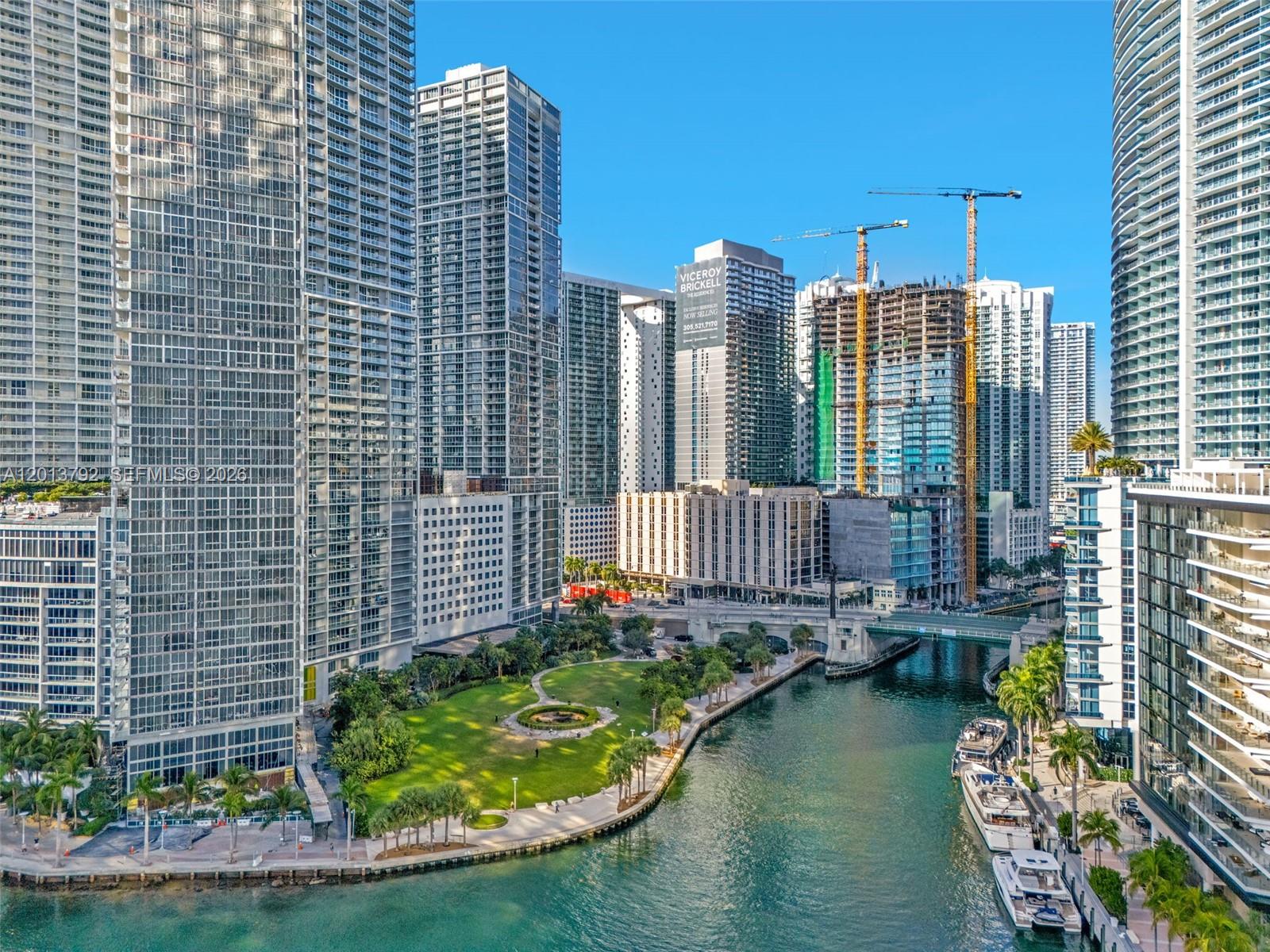 475 Brickell Ave #3515, Miami FL 33131