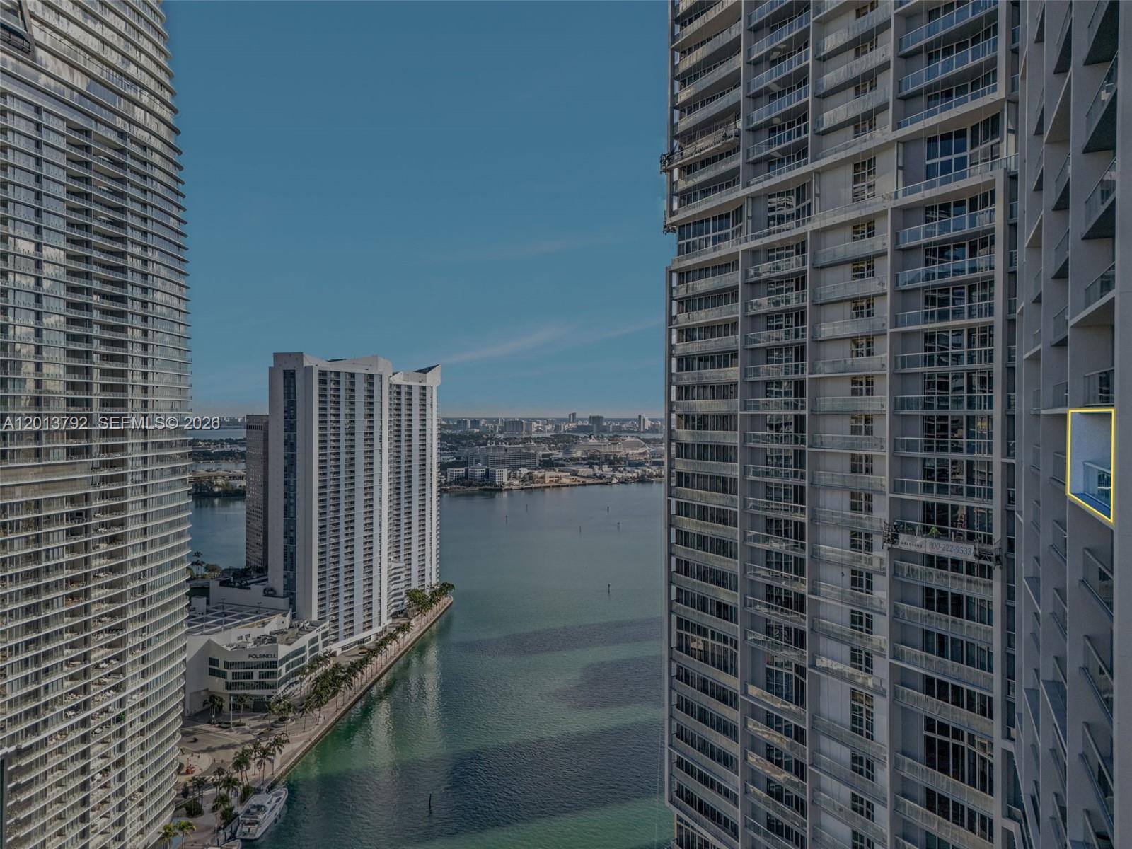 475 Brickell Ave #3515, Miami FL 33131