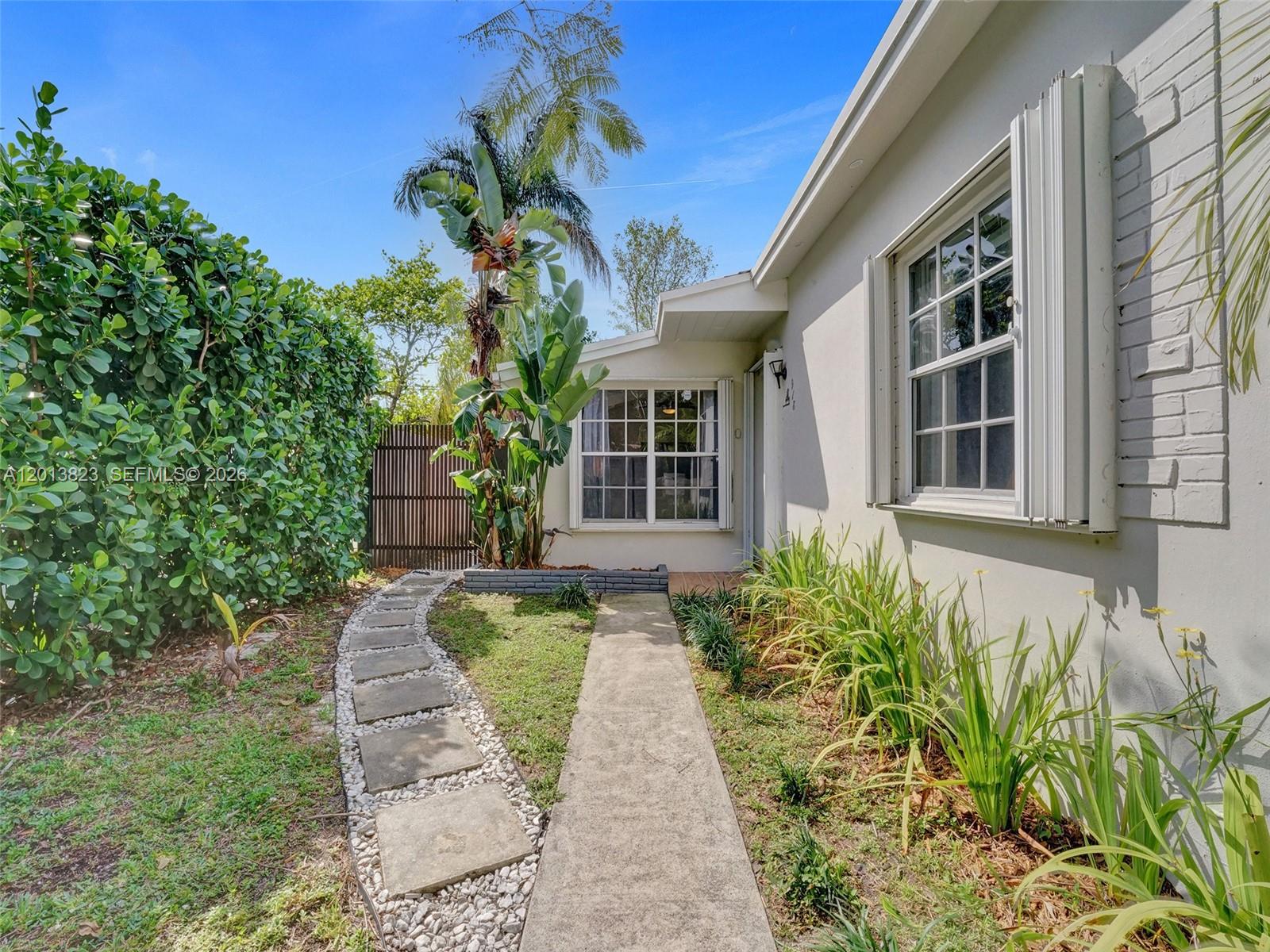 918 NE 4th Court, Hallandale Beach FL 33009