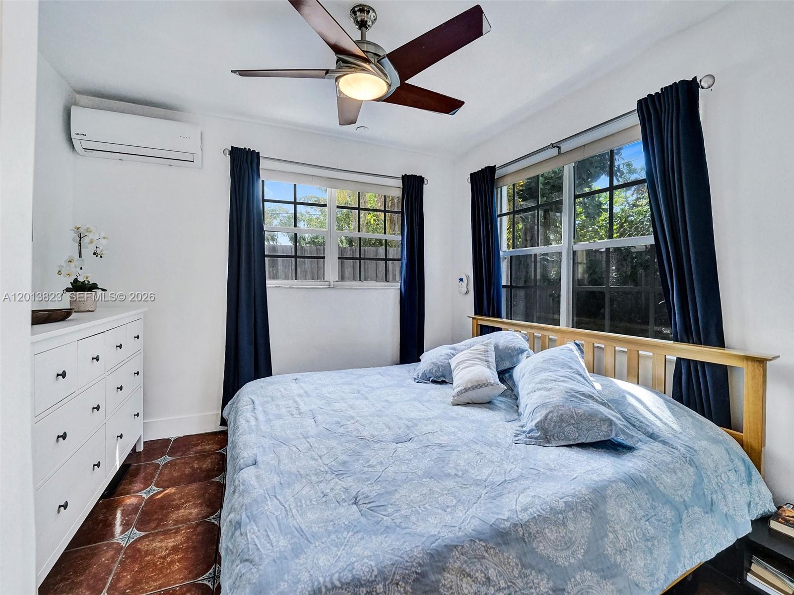 918 NE 4th Court, Hallandale Beach FL 33009