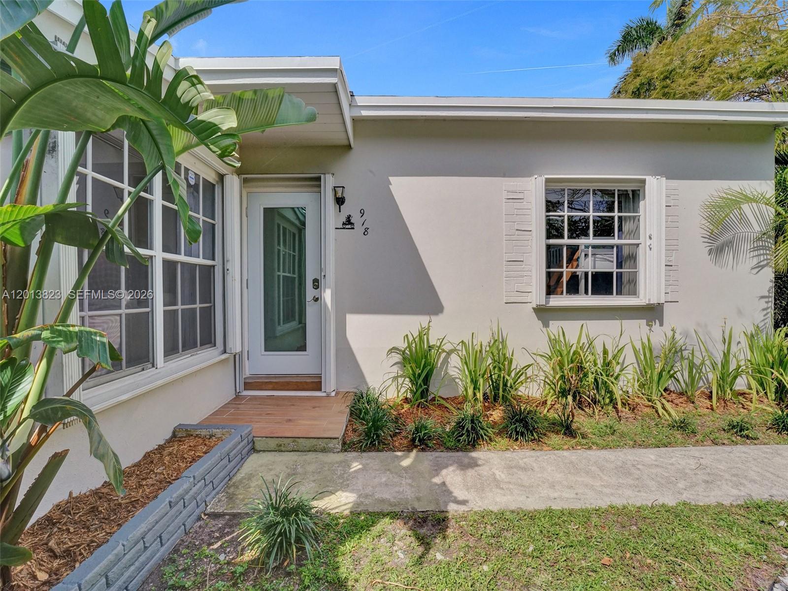 918 NE 4th Court, Hallandale Beach FL 33009