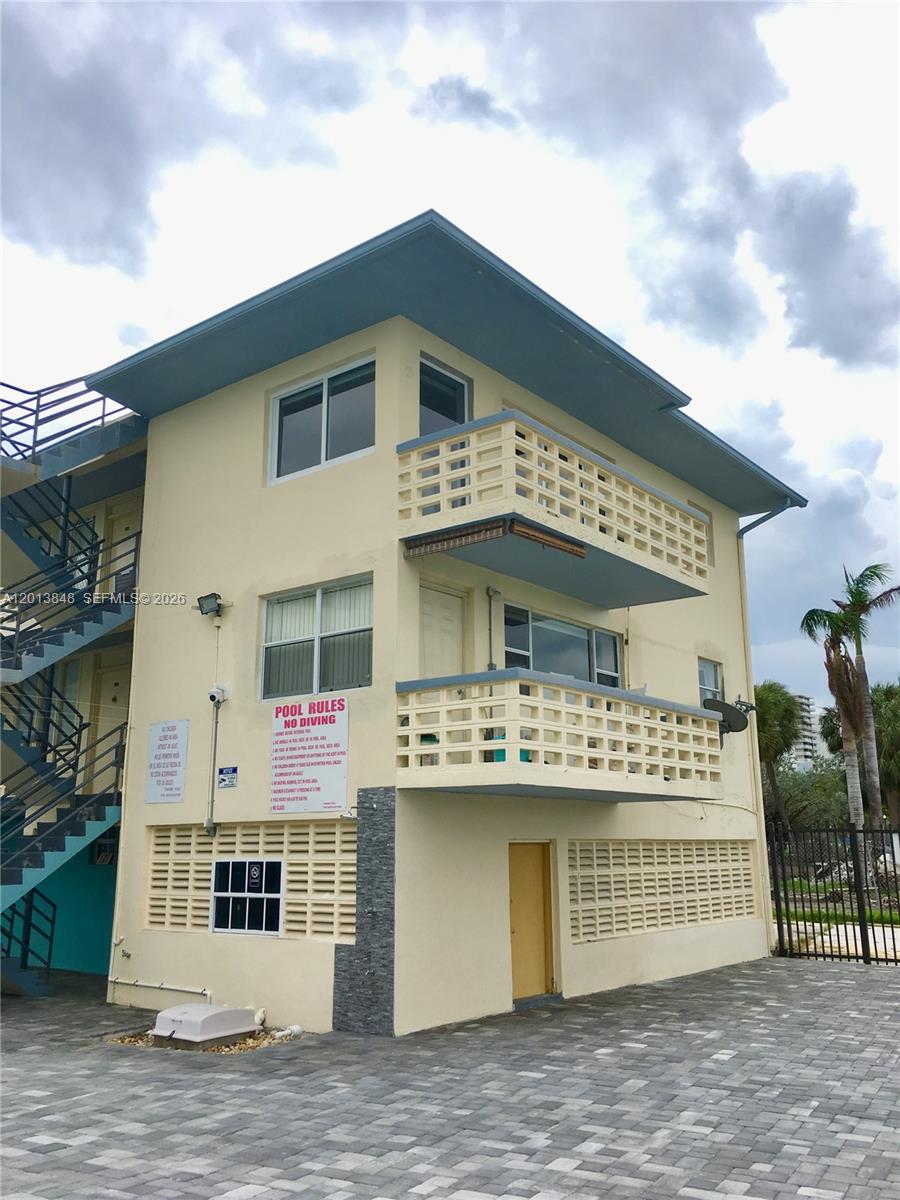 6484 Indian Creek Dr #205, Miami Beach FL 33141