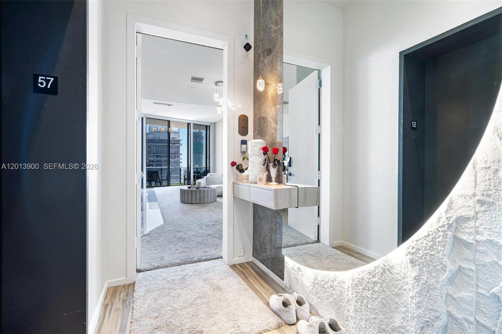 801 S Miami Ave #5702, Miami FL 33130
