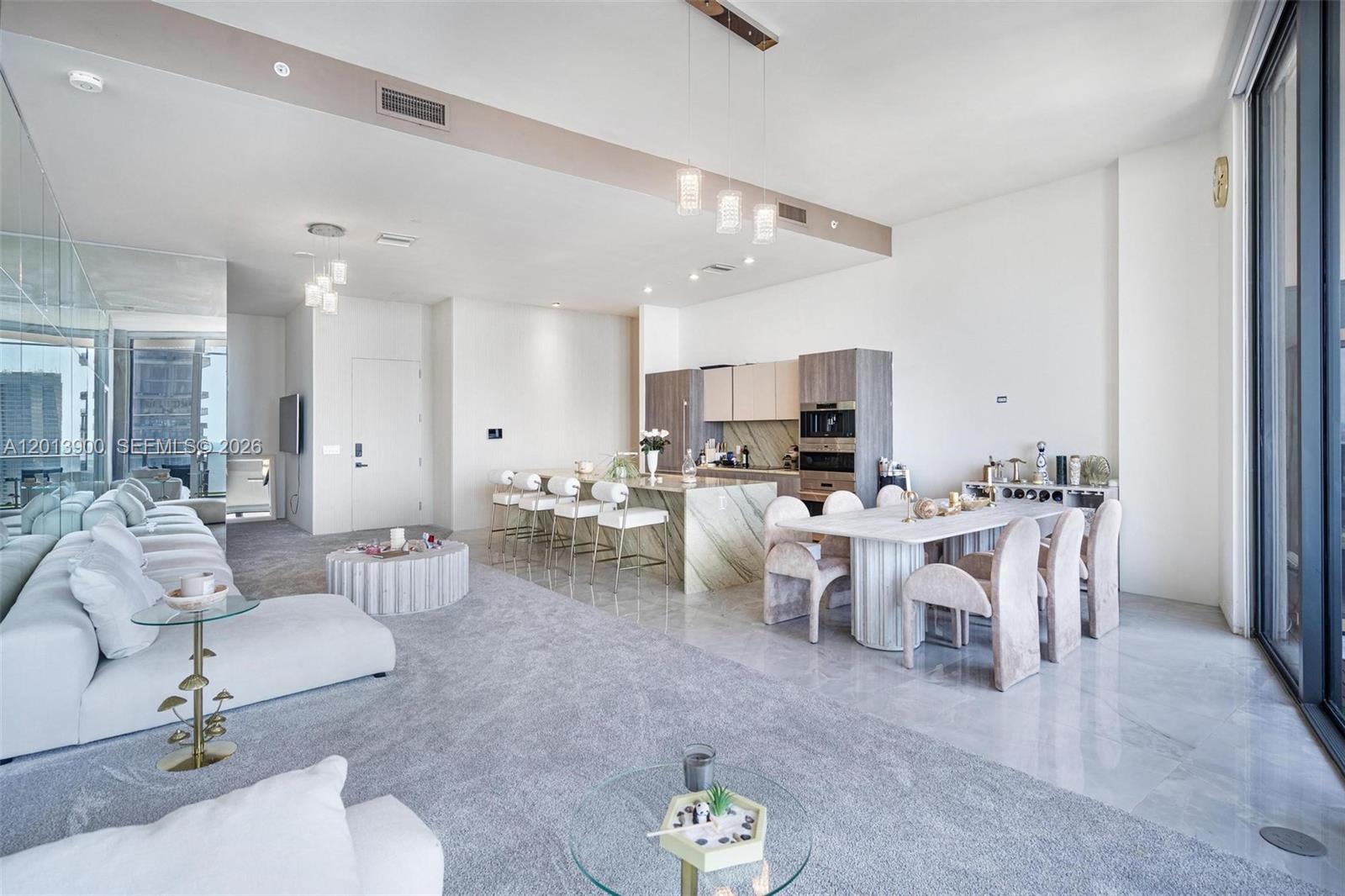 801 S Miami Ave #5702, Miami FL 33130