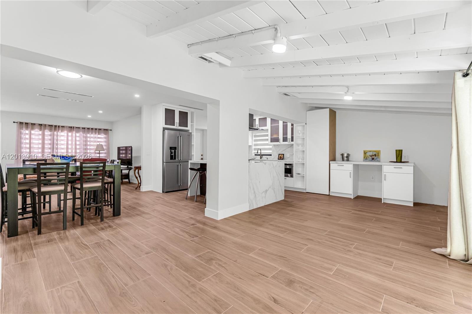 1015 Pizarro St, Coral Gables FL 33134