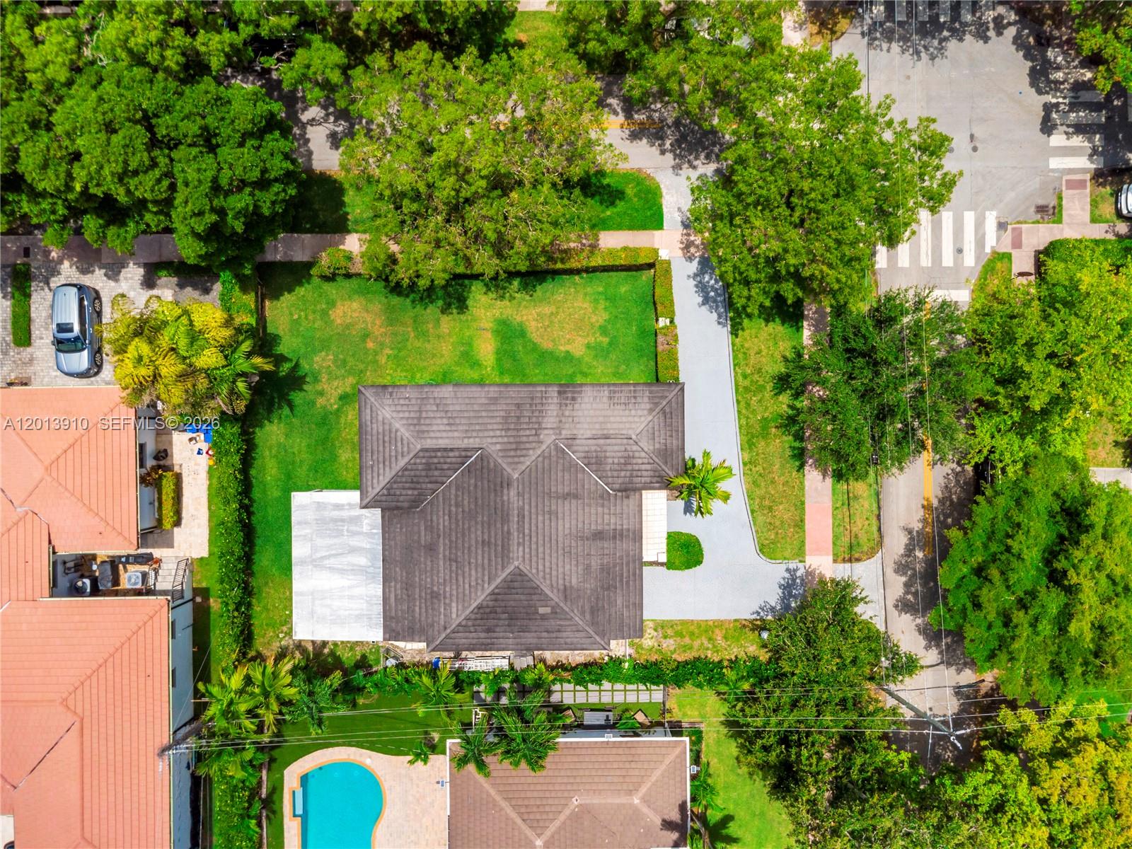 1015 Pizarro St, Coral Gables FL 33134