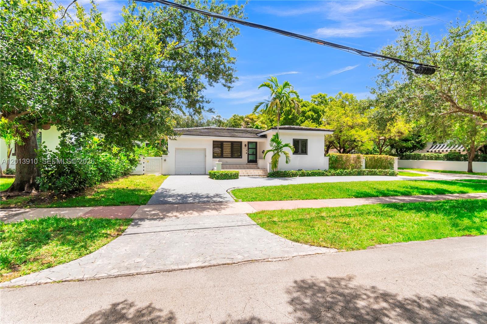 1015 Pizarro St, Coral Gables FL 33134