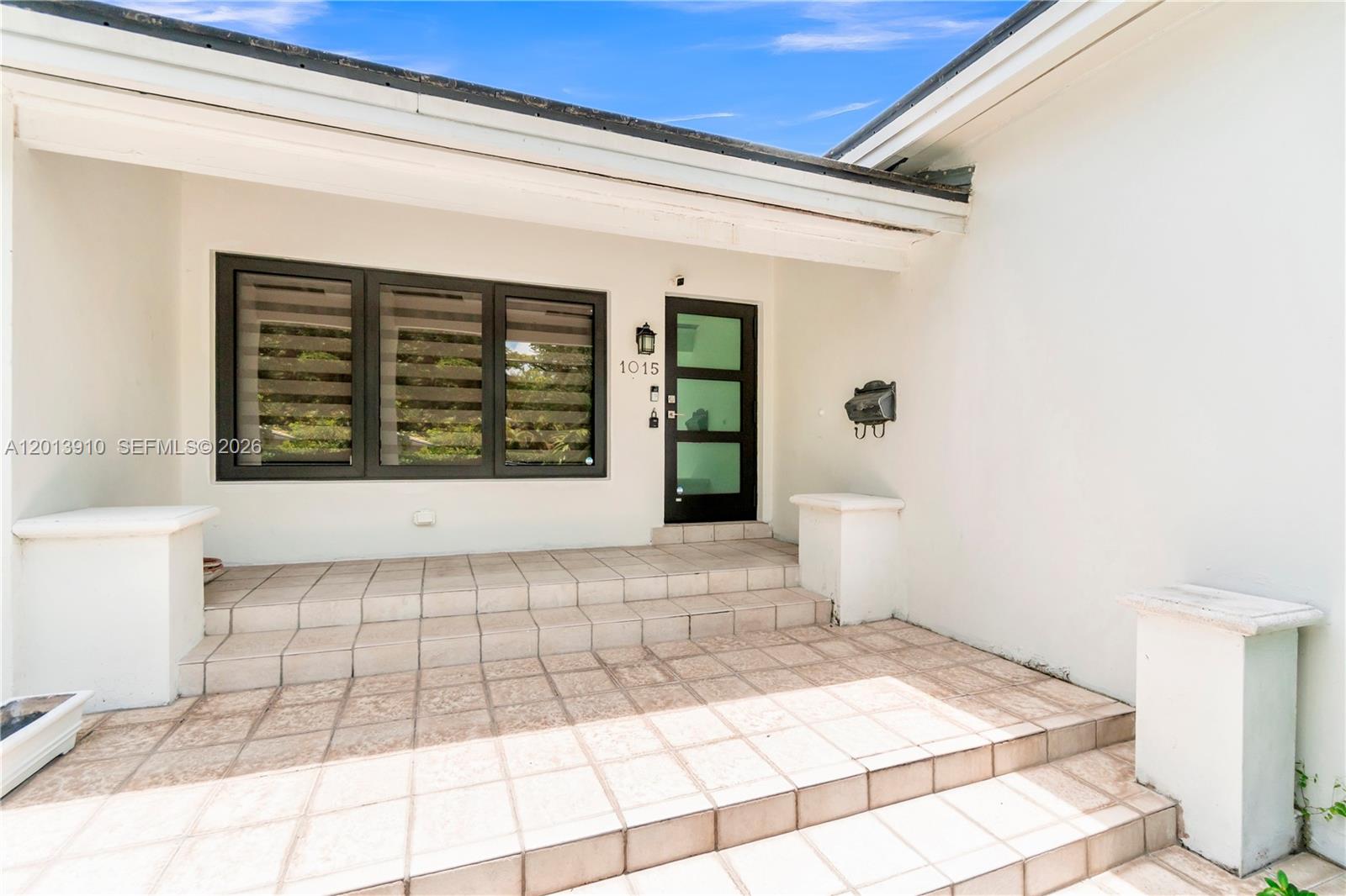 1015 Pizarro St, Coral Gables FL 33134