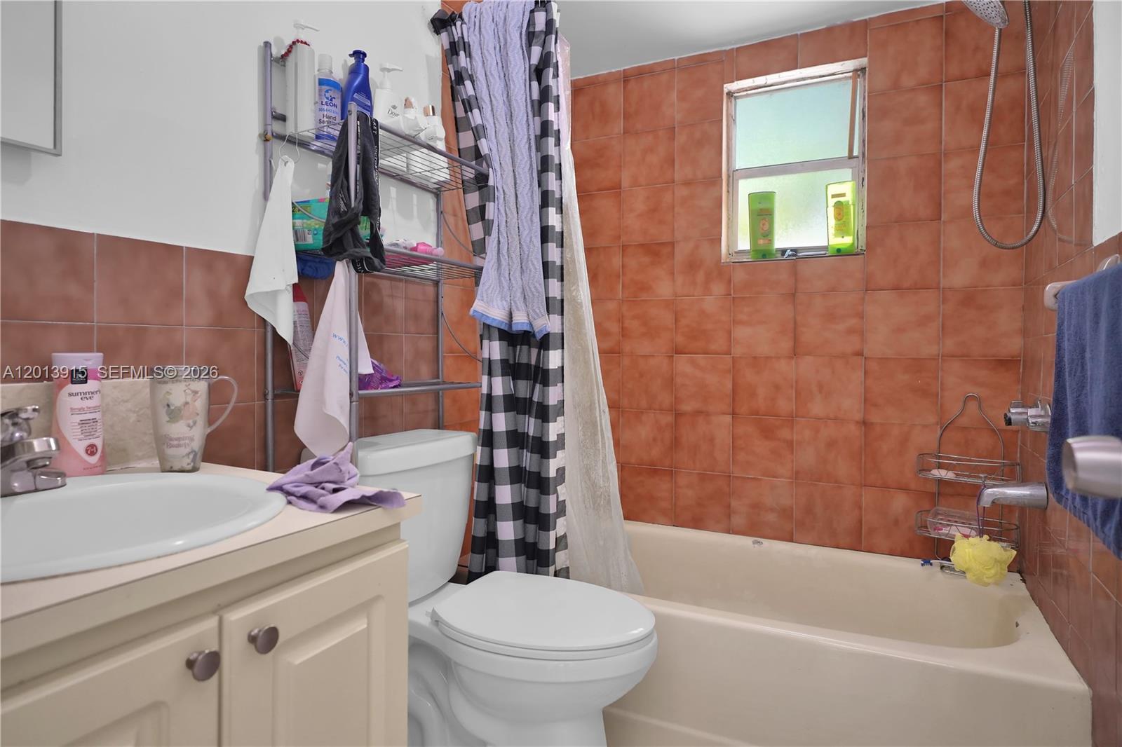 201 NW 25th Ave, Miami FL 33125