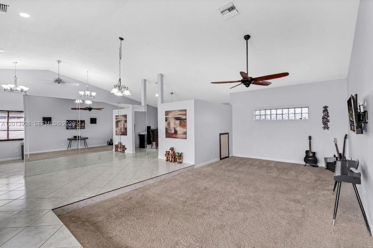 8650 NW 46th Ct, Lauderhill FL 33351