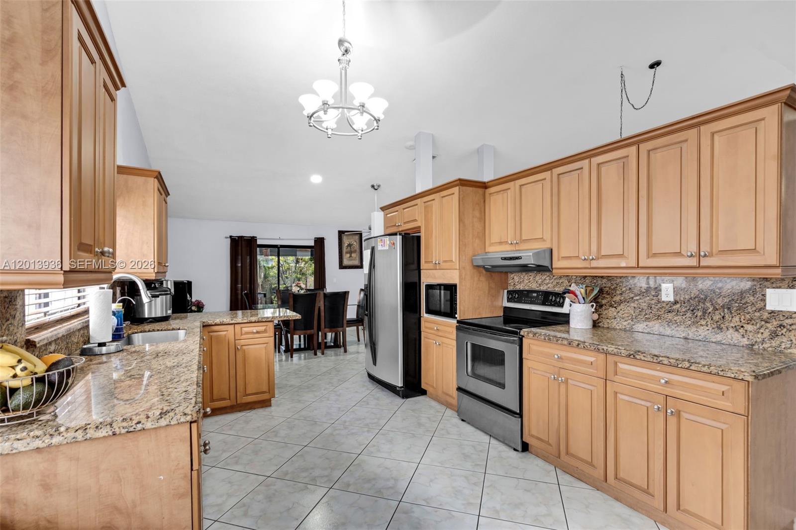8650 NW 46th Ct, Lauderhill FL 33351