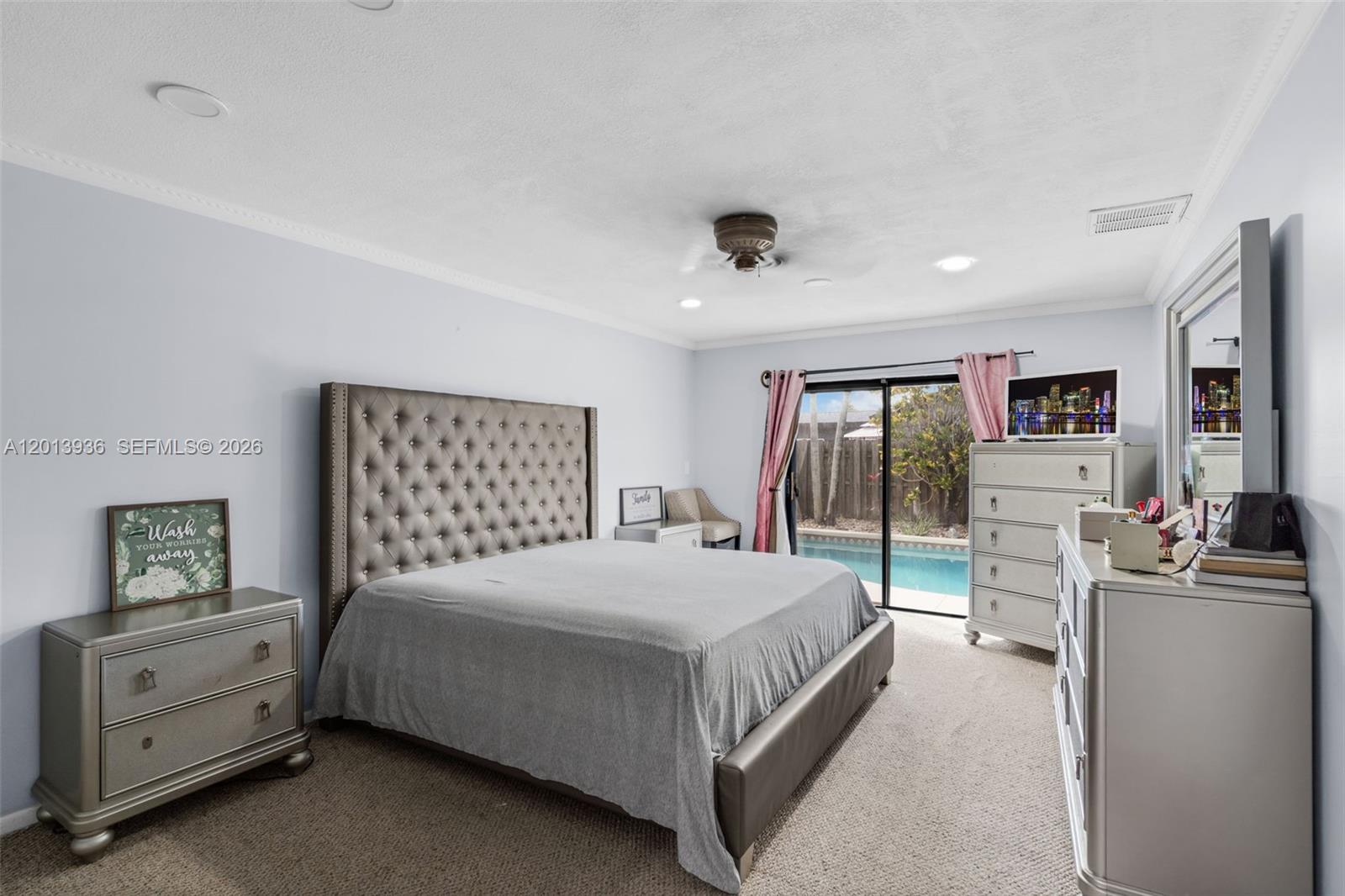 8650 NW 46th Ct, Lauderhill FL 33351