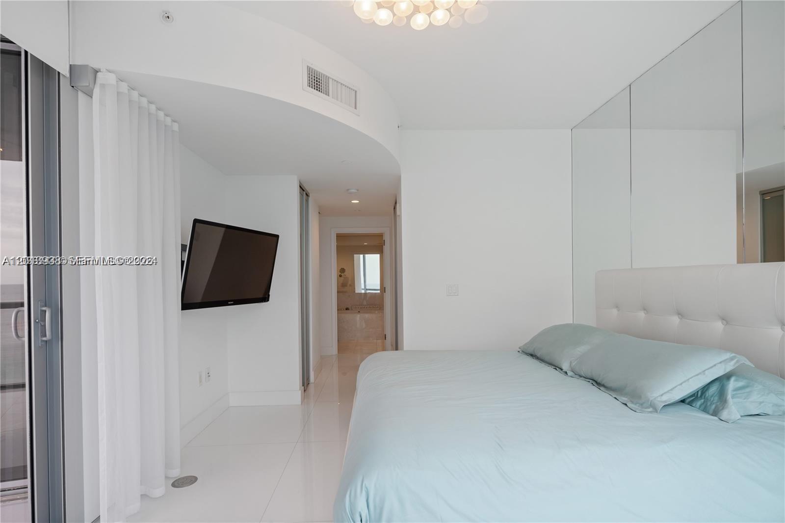 17121 Collins Ave #1703, Sunny Isles Beach FL 33160