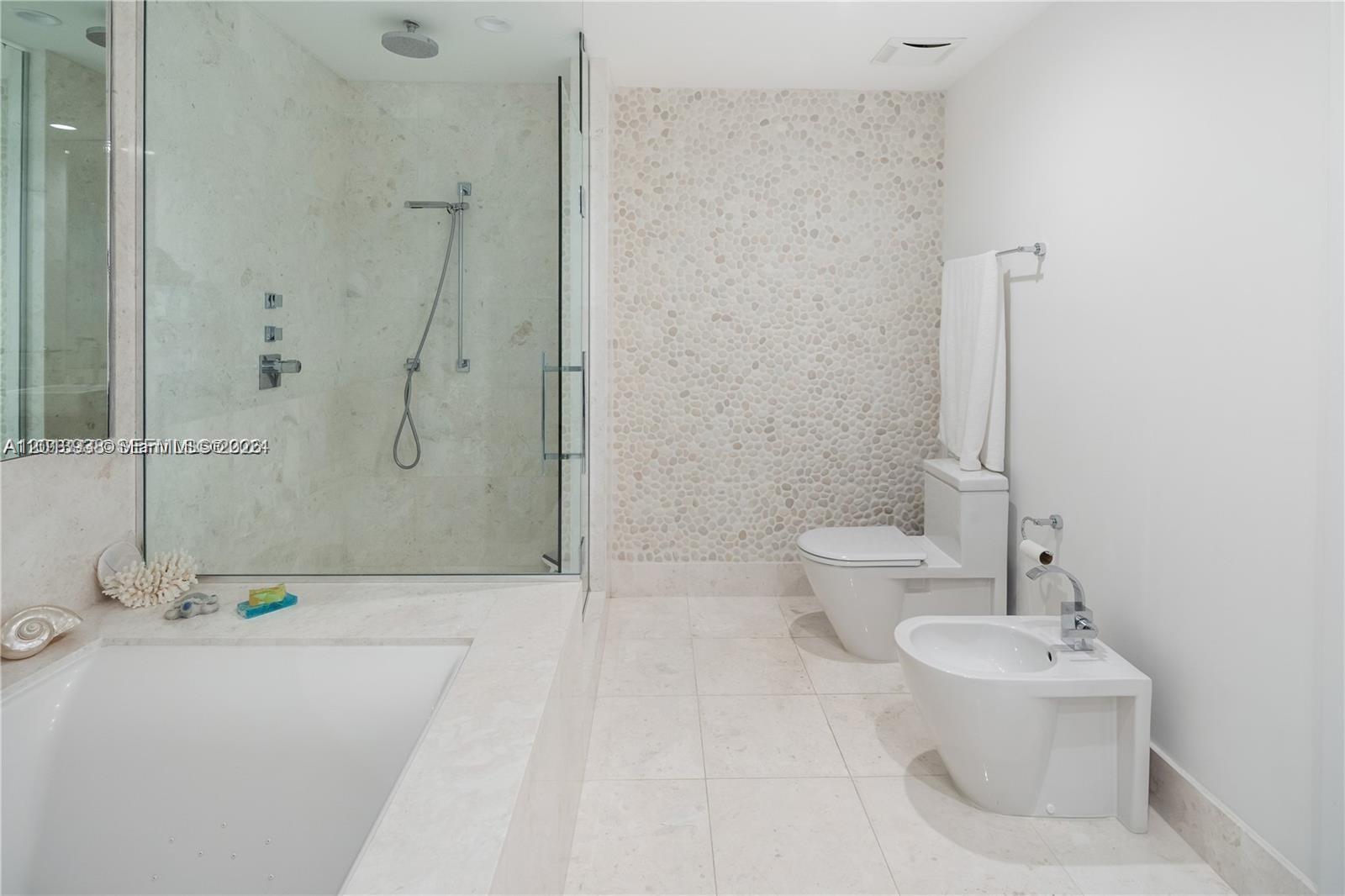 17121 Collins Ave #1703, Sunny Isles Beach FL 33160