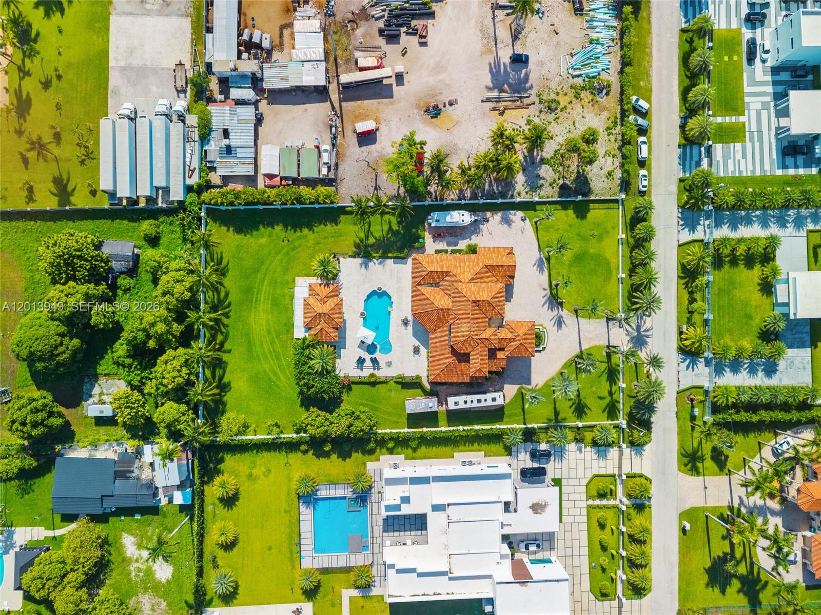 9861 NW 135th St, Hialeah Gardens FL 33018