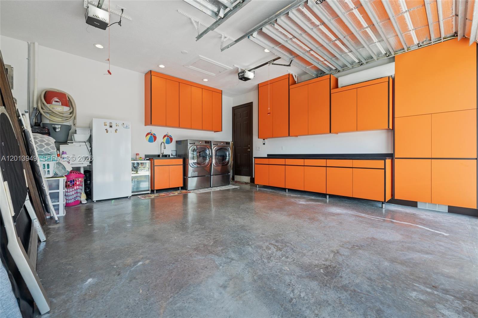 9861 NW 135th St, Hialeah Gardens FL 33018