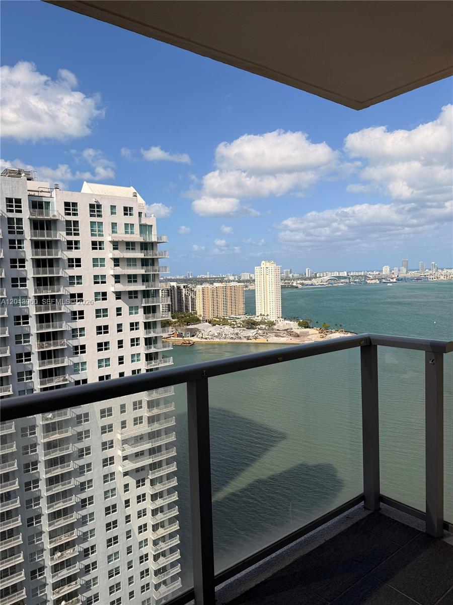 1155 Brickell Bay Dr #2904, Miami FL 33131