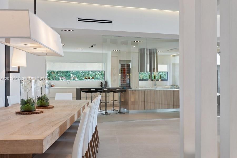 7972 Biscayne Point Cir, Miami Beach FL 33141