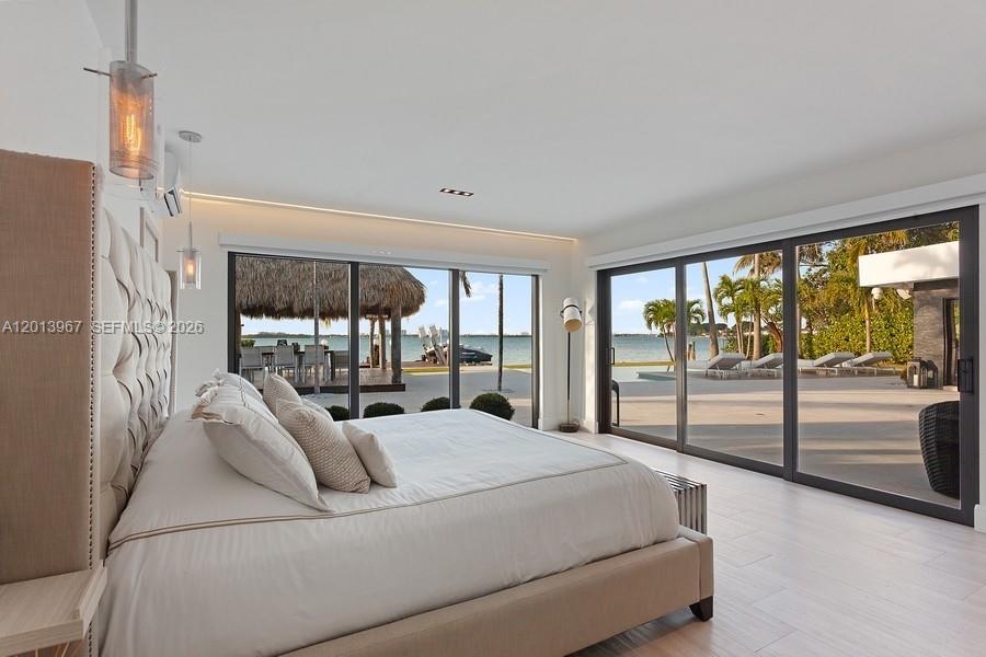 7972 Biscayne Point Cir, Miami Beach FL 33141