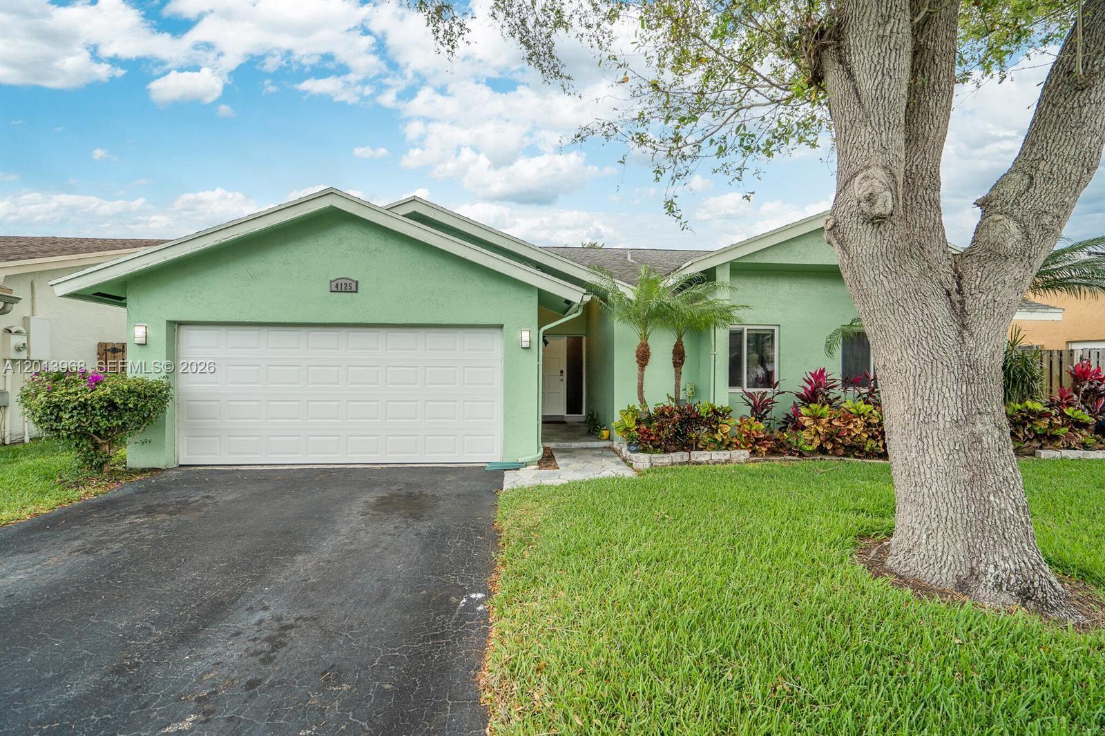 4125 NW 96th Ter #4125, Sunrise FL 33351