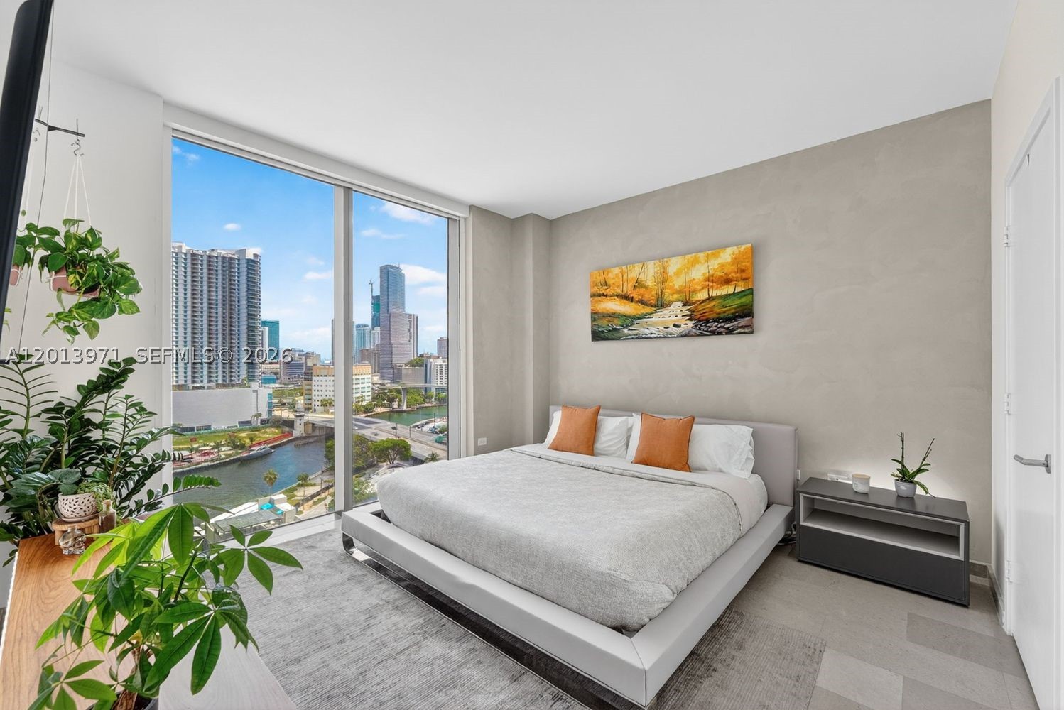 88 SW 7th St #1012, Miami FL 33130