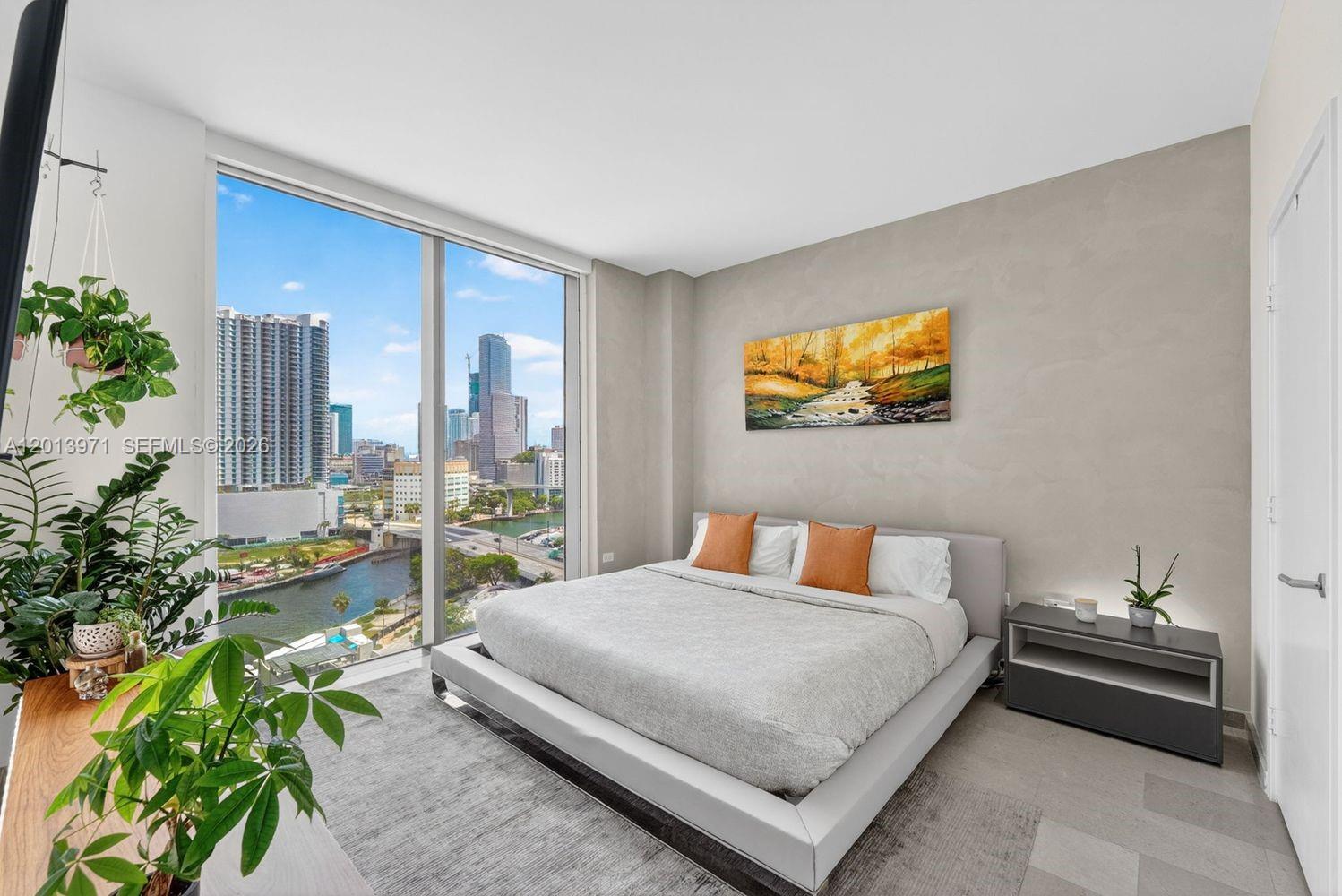 88 SW 7th St #1012, Miami FL 33130
