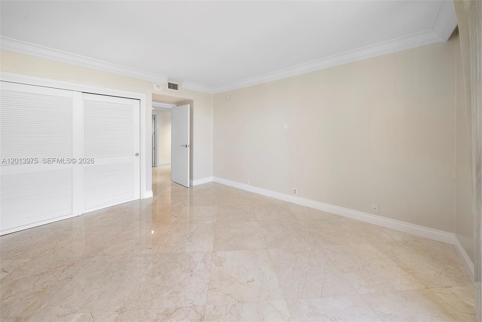 1121 Crandon Blvd #F1203, Key Biscayne FL 33149