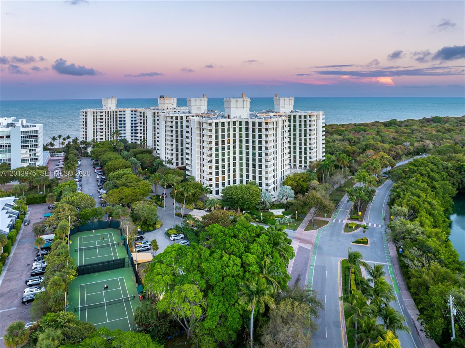 1121 Crandon Blvd #F1203, Key Biscayne FL 33149