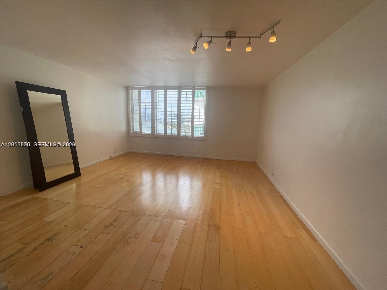 1000 West Ave #1122, Miami Beach FL 33139