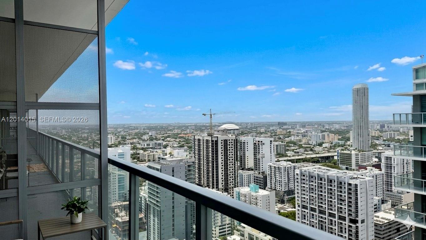 79 SW 12th St #4008S, Miami FL 33130