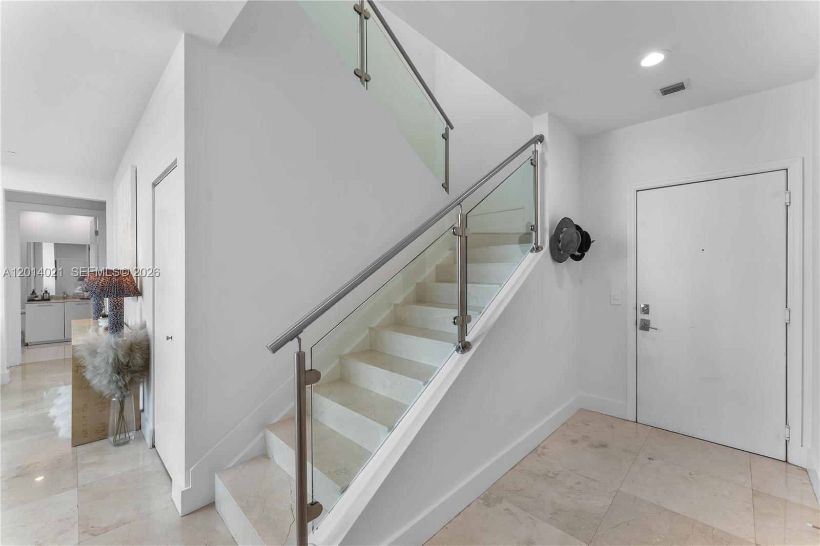 950 Brickell Bay Dr #5506, Miami FL 33131