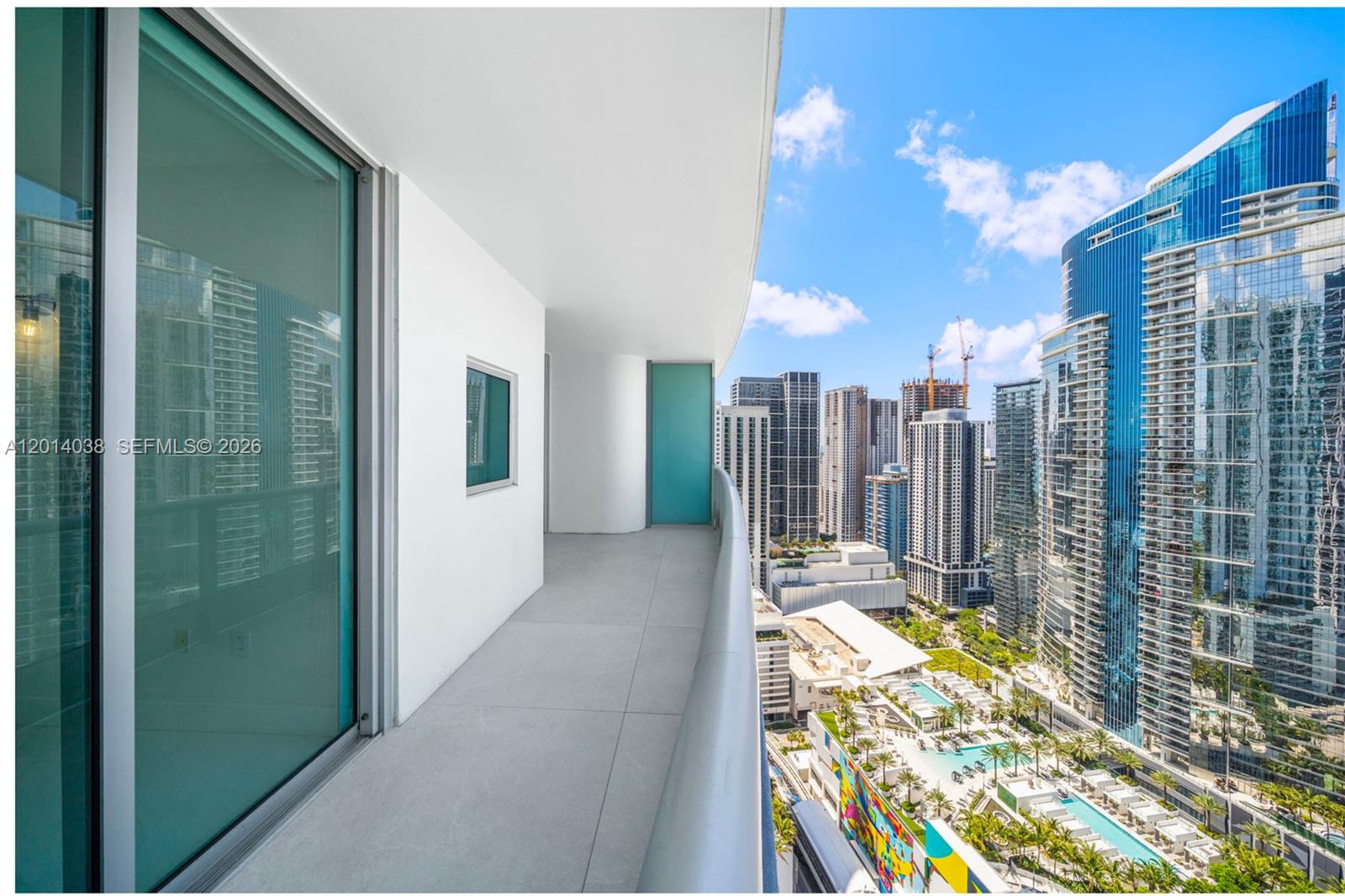 900 Biscayne Blvd #4202, Miami FL 33132