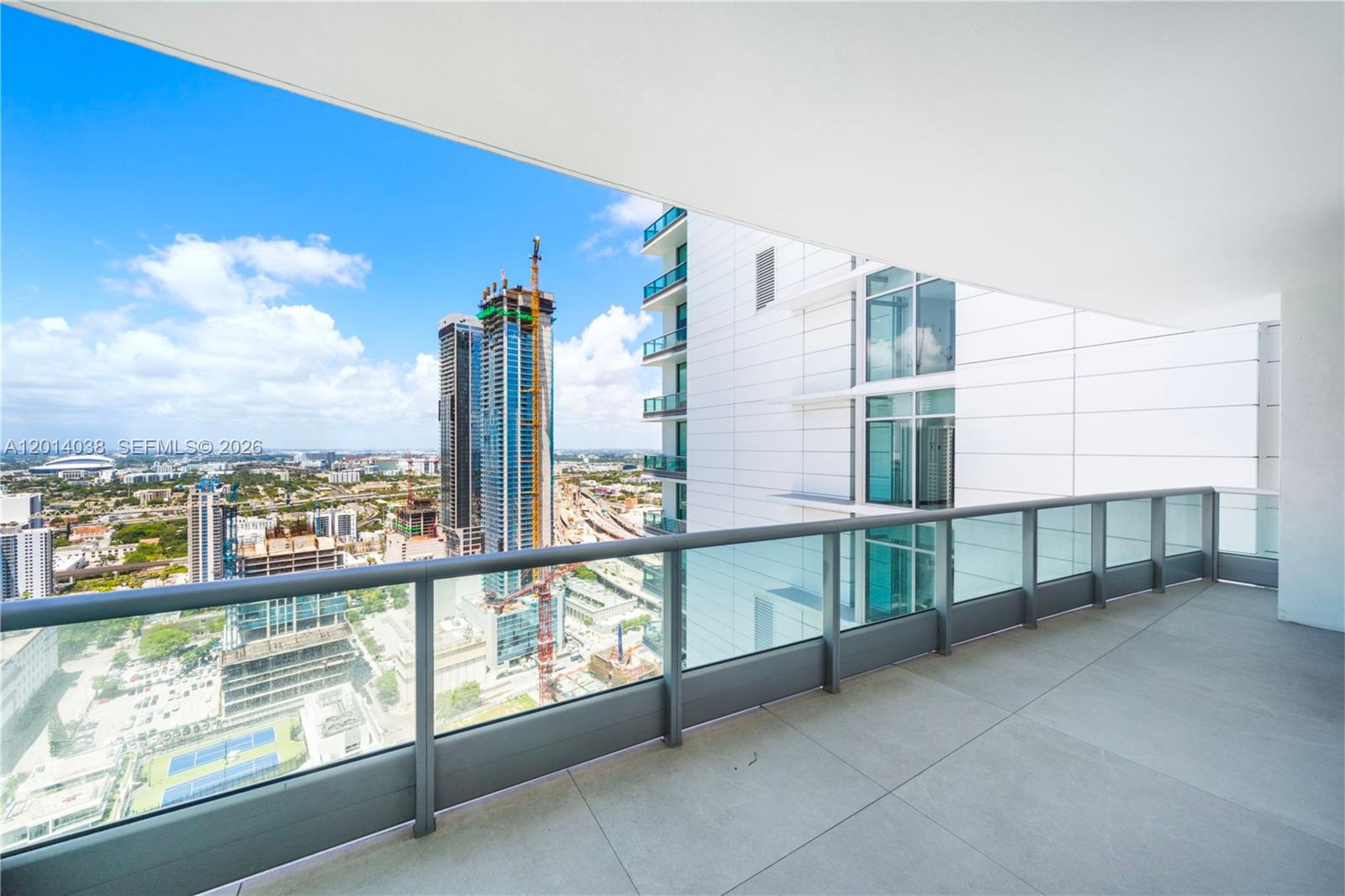 900 Biscayne Blvd #4202, Miami FL 33132