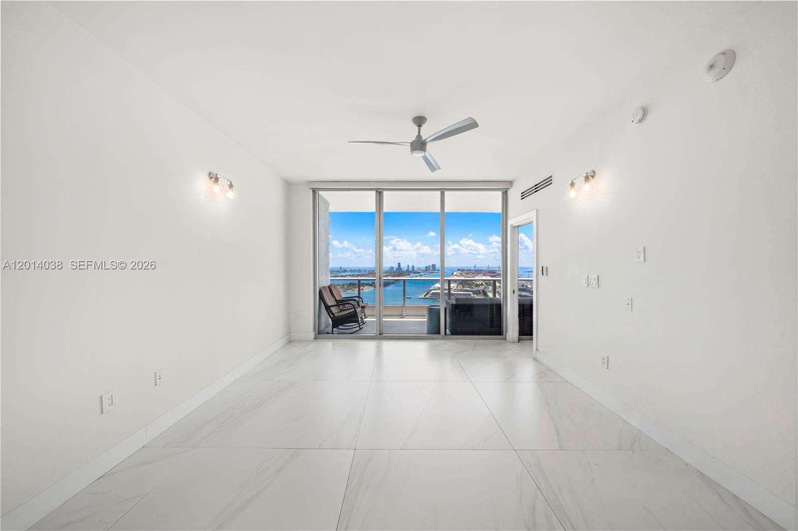 900 Biscayne Blvd #4202, Miami FL 33132