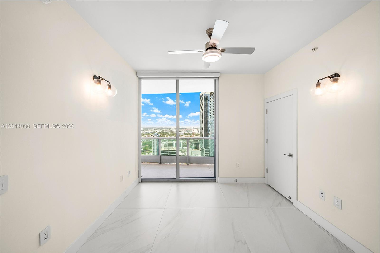 900 Biscayne Blvd #4202, Miami FL 33132
