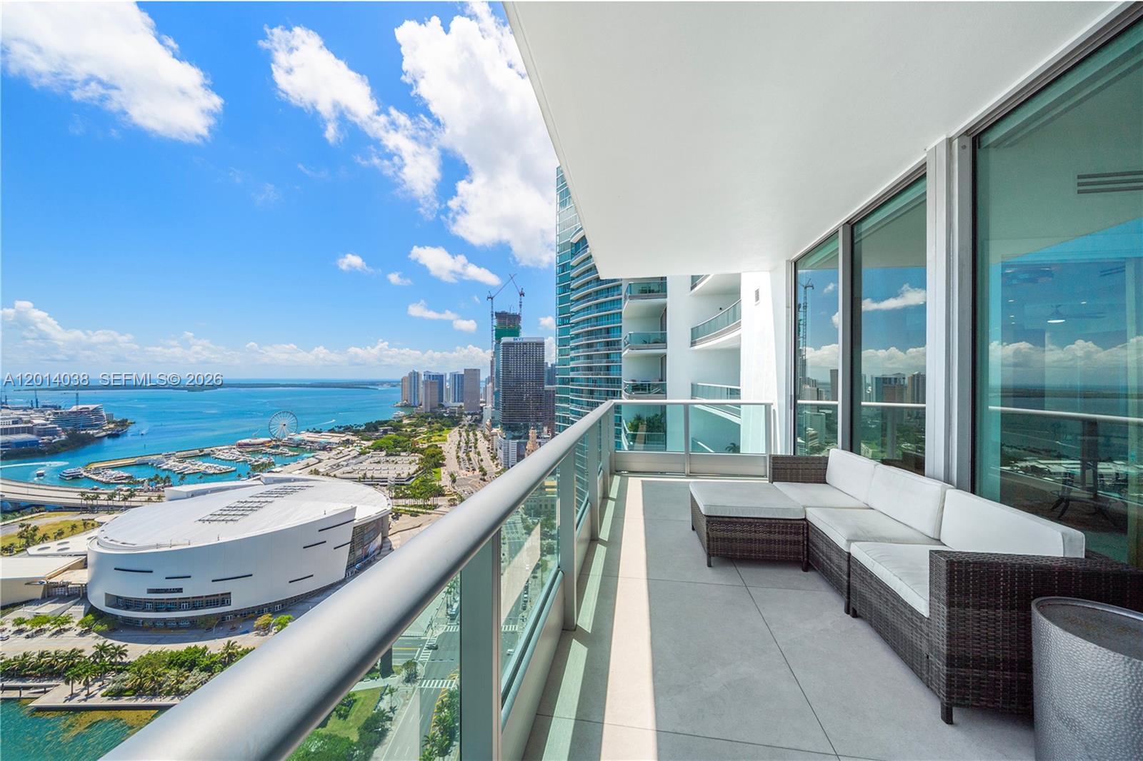900 Biscayne Blvd #4202, Miami FL 33132