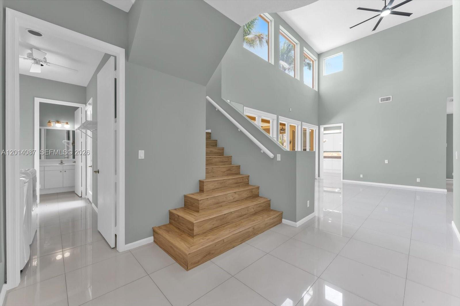3728 NE 208th Ter, Aventura FL 33180